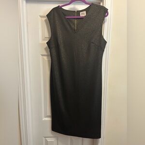 Beige by Eci Black and Gold Sleeveless V-Neck Sheath Dress with gold zipper